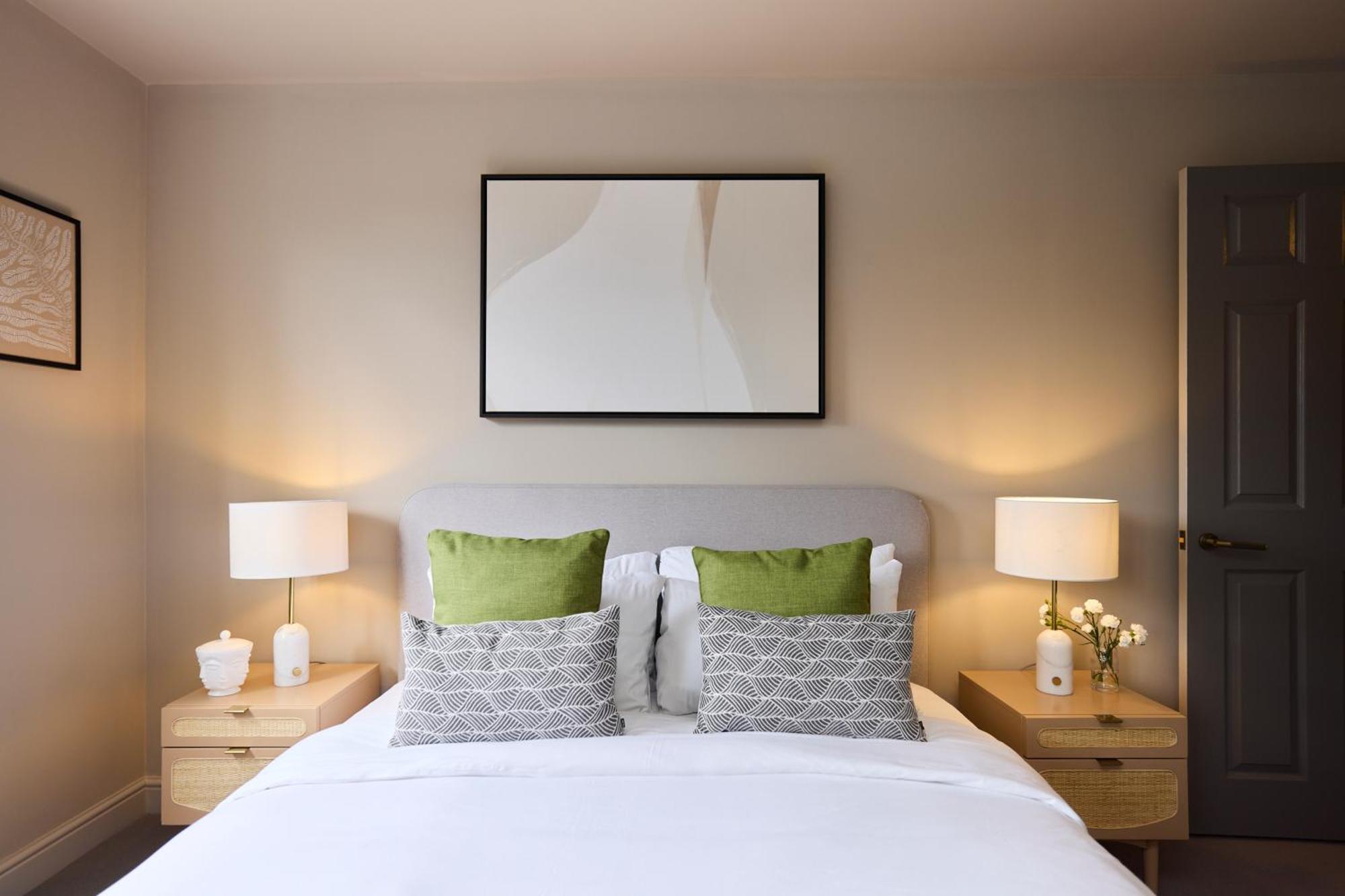 The Twickenham Wonder - Lovely 1Bdr Flat With Parking Buitenkant foto